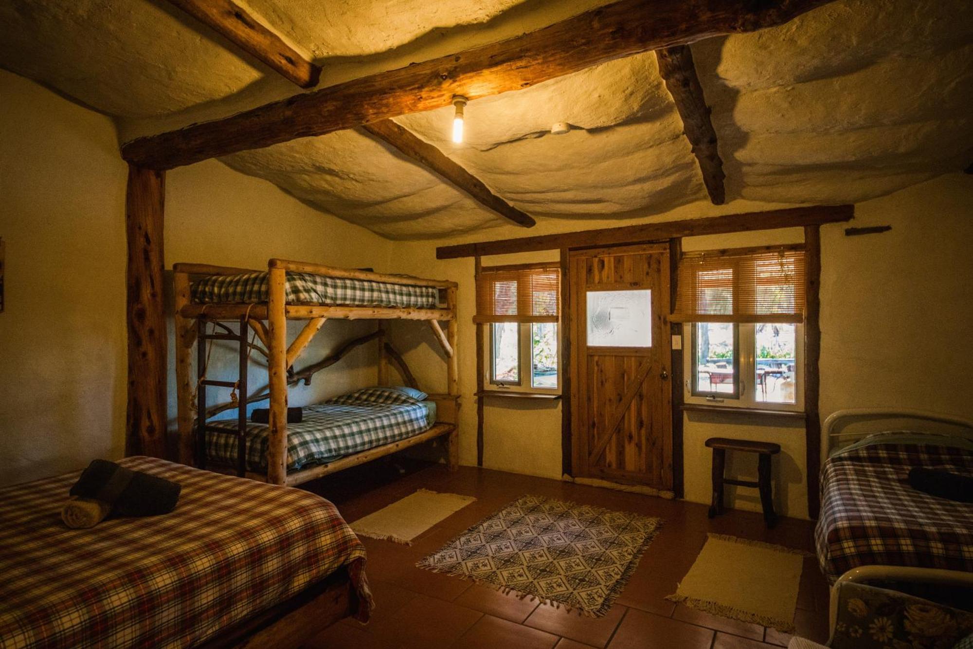 Pilliga Pottery Creative Farmstay Coonabarabran Phòng bức ảnh